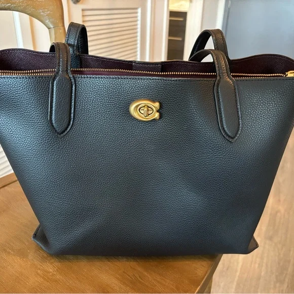 Coach Tote - Picture 8 of 11